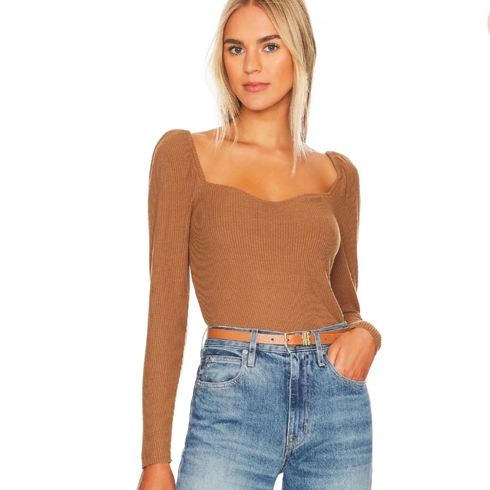 Ashlyn Sweetheart Top in Cinnamon Stick